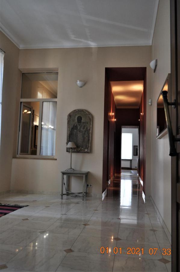 Great 144 Sq.M. Apartment In The Center Of Kiev Eksteriør bilde